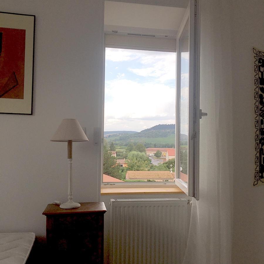 Hotel Entre les 2 Roches Prissé Extérieur photo